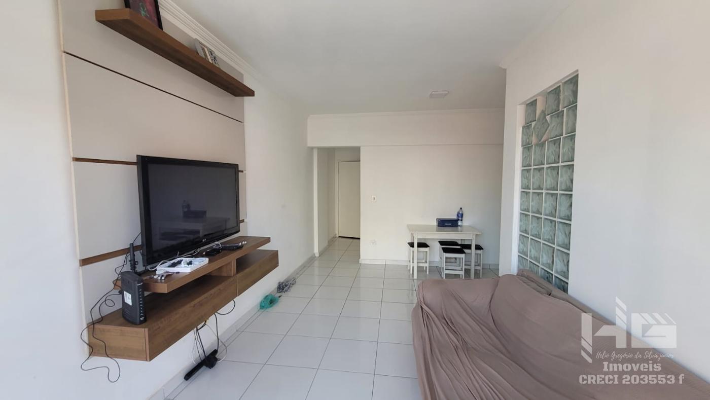 Apartamento à venda com 1 quarto, 60m² - Foto 3