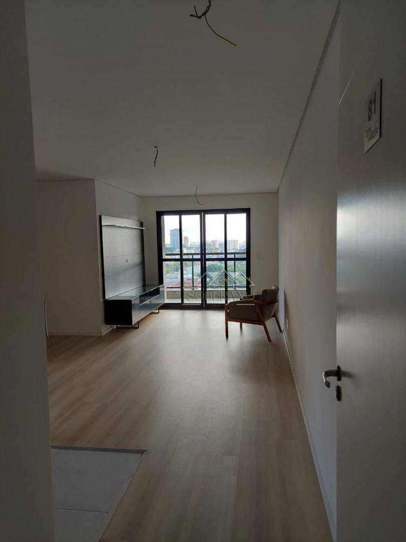 Apartamento à venda com 3 quartos, 90m² - Foto 2