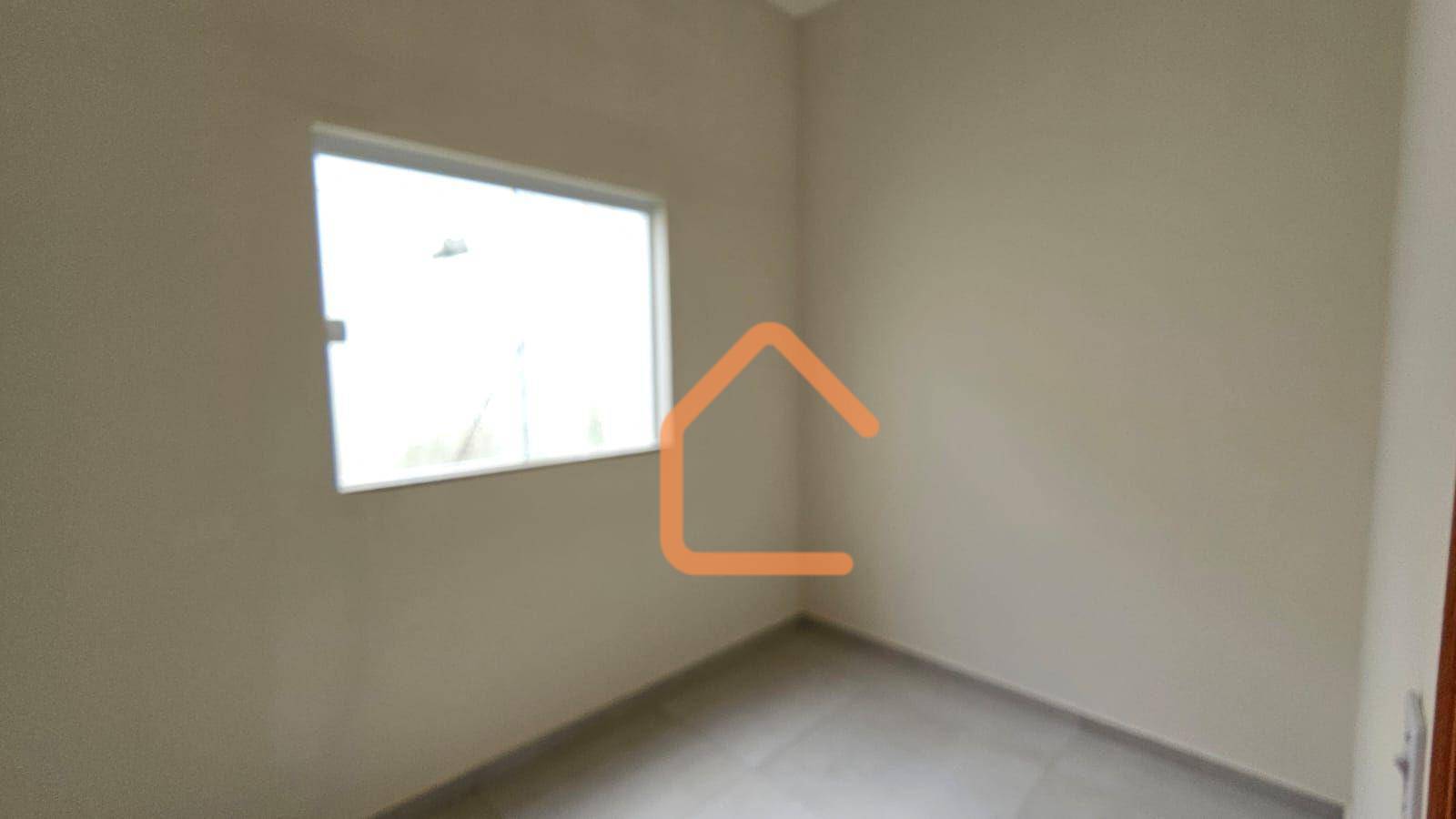 Casa à venda com 3 quartos, 90m² - Foto 12