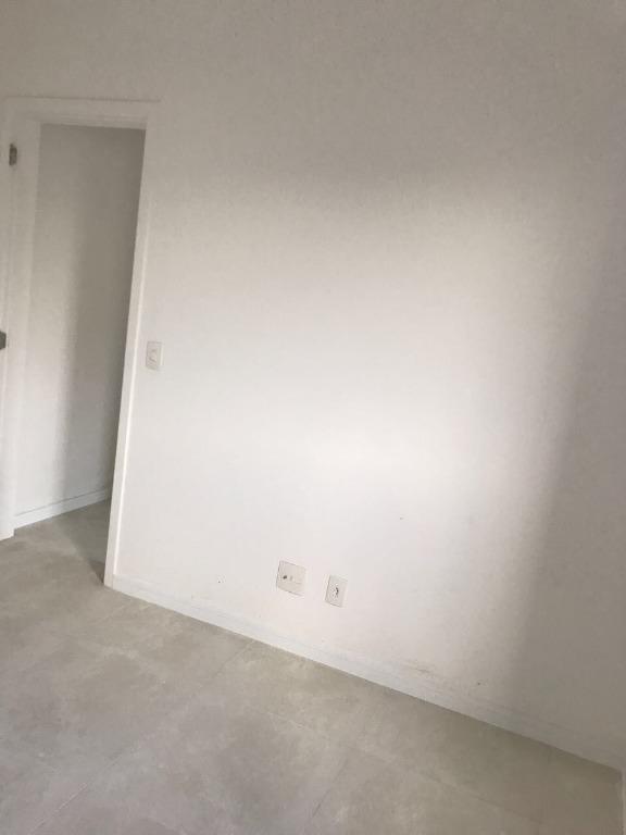 Apartamento à venda com 2 quartos, 48m² - Foto 3