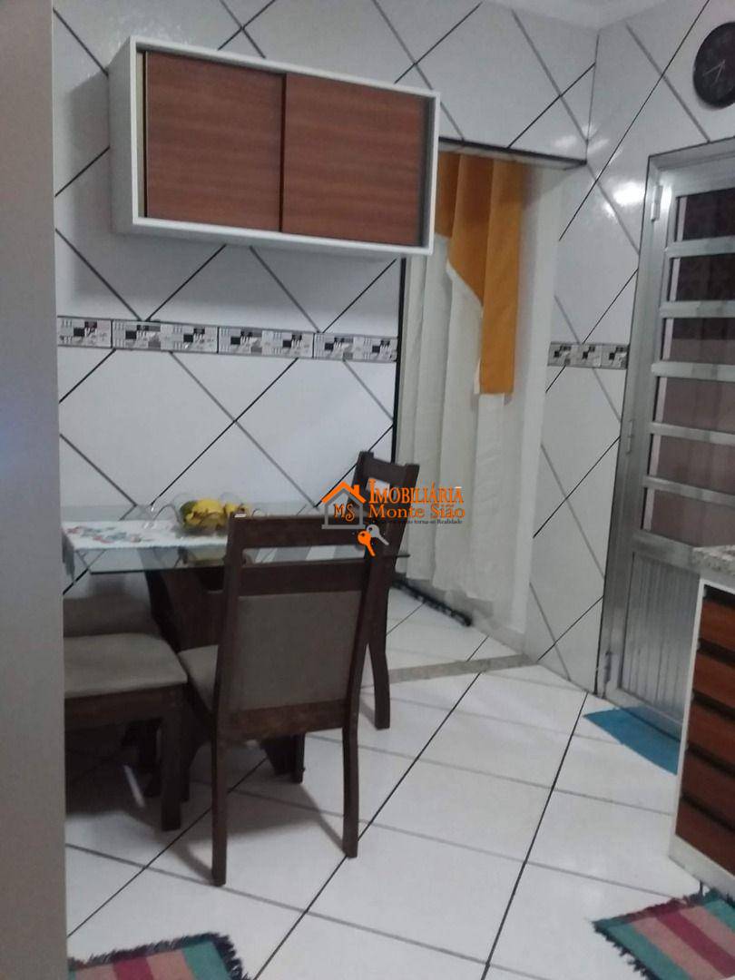 Casa à venda com 2 quartos, 50m² - Foto 1