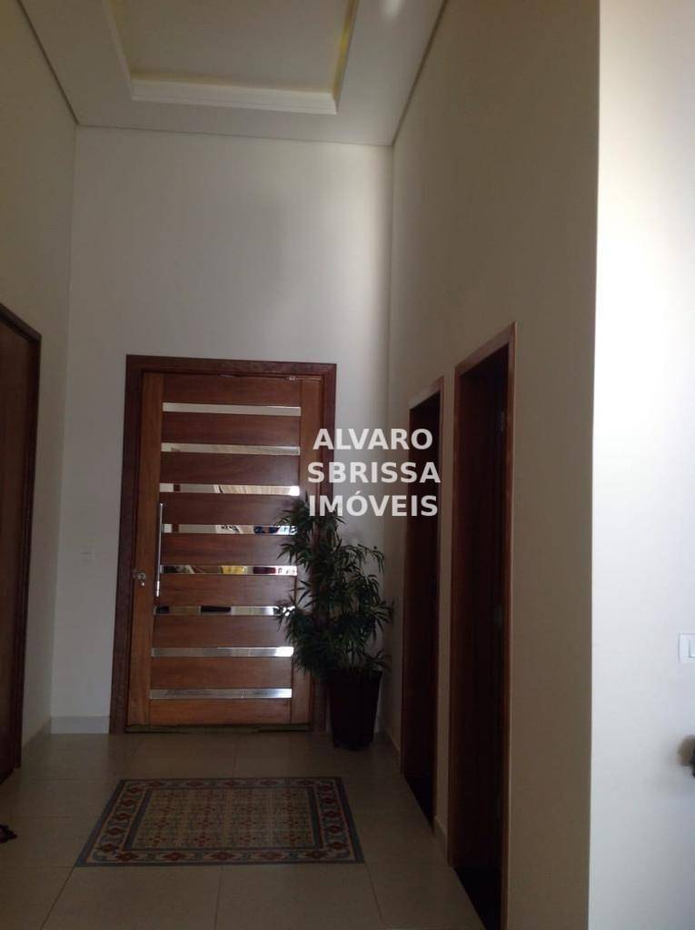 Casa à venda com 3 quartos, 330m² - Foto 16