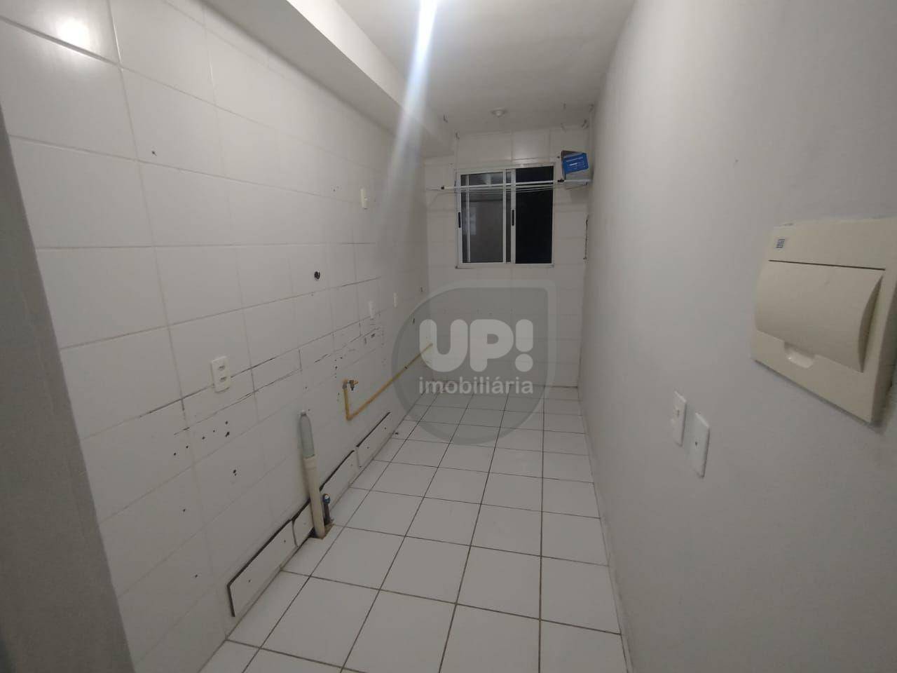 Apartamento à venda com 2 quartos, 45m² - Foto 3