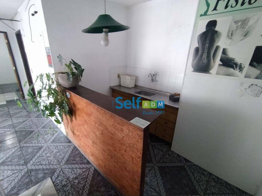 Apartamento para alugar com 5 quartos, 140m² - Foto 11