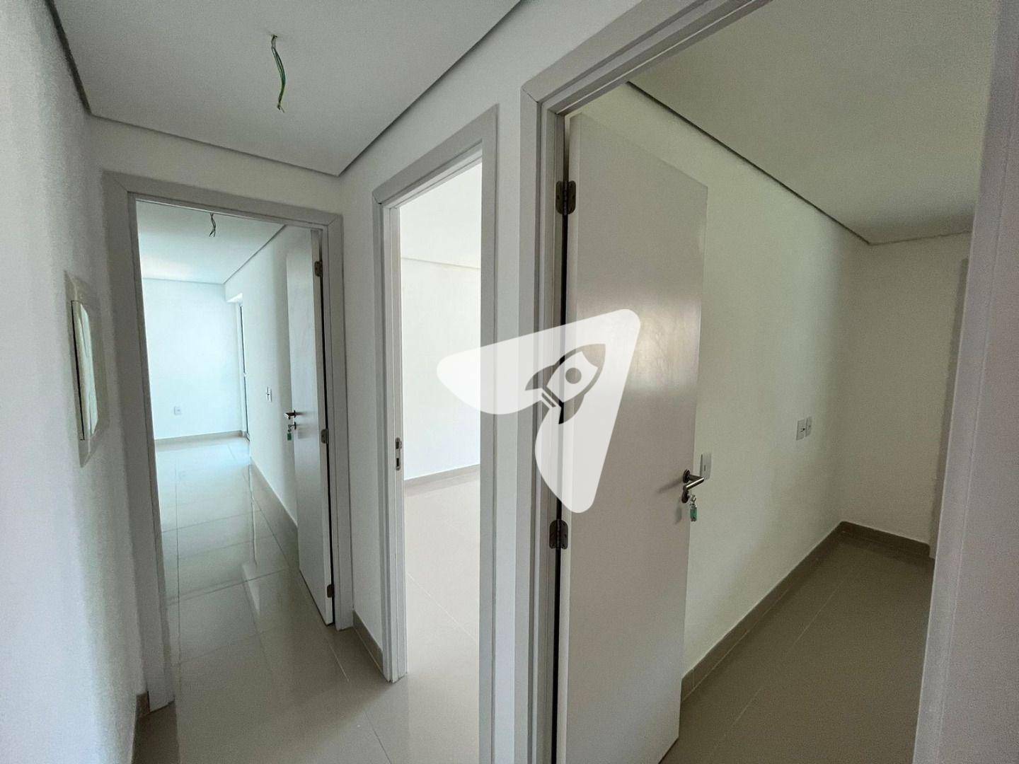 Apartamento à venda com 4 quartos, 165m² - Foto 13