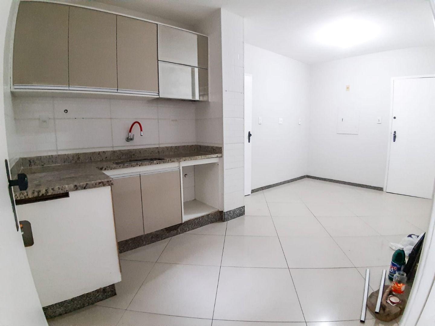 Apartamento à venda com 3 quartos, 130m² - Foto 26