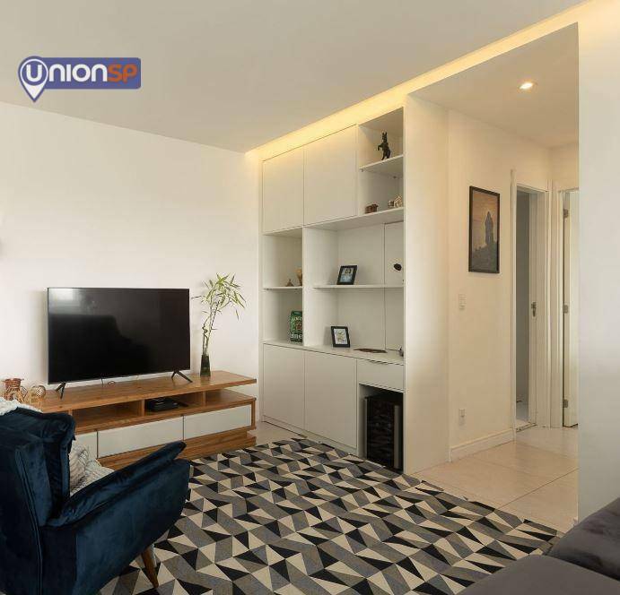 Apartamento à venda com 2 quartos, 71m² - Foto 2