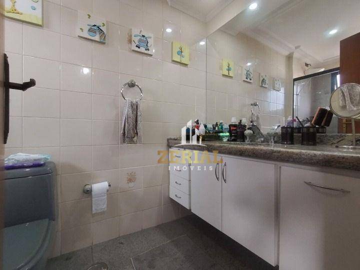 Apartamento para alugar com 4 quartos, 254m² - Foto 21