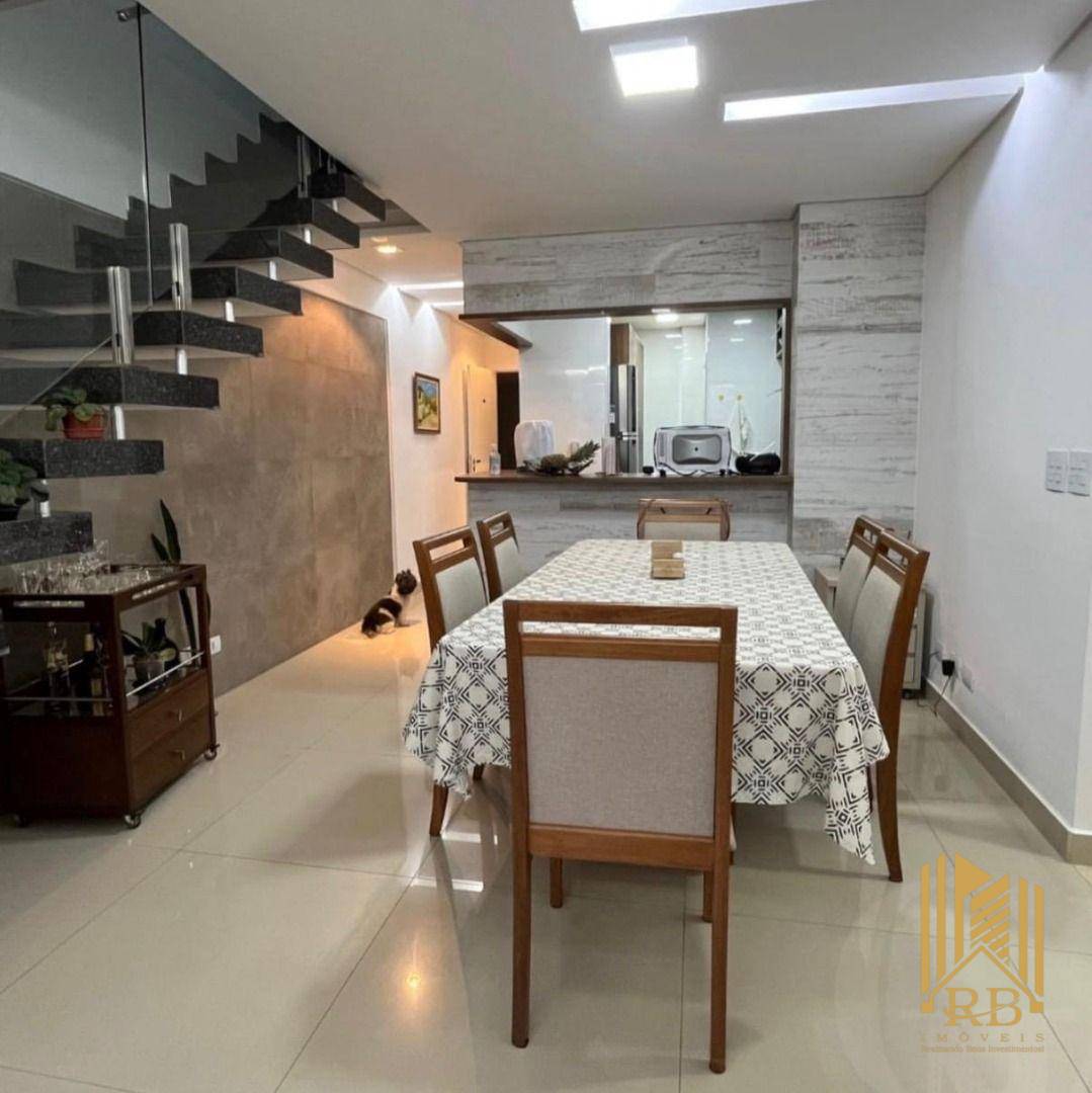 Cobertura, 4 quartos, 210 m² - Foto 1