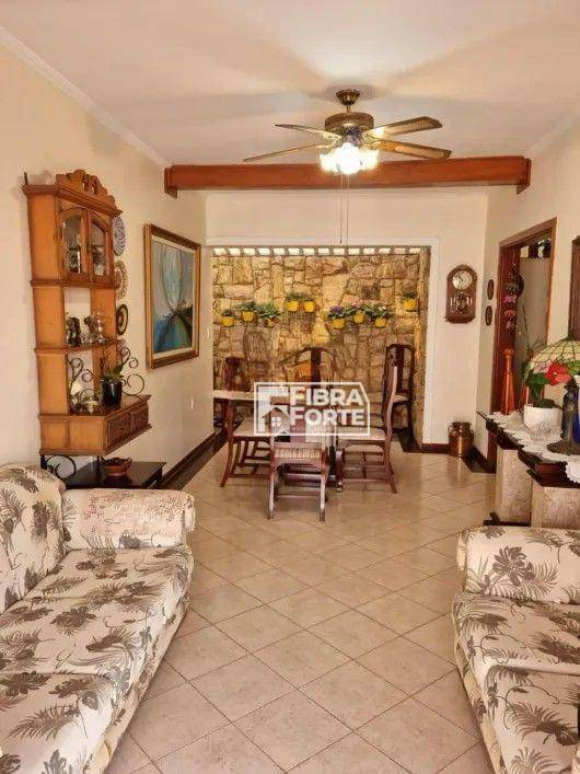 Casa à venda com 4 quartos, 249m² - Foto 9