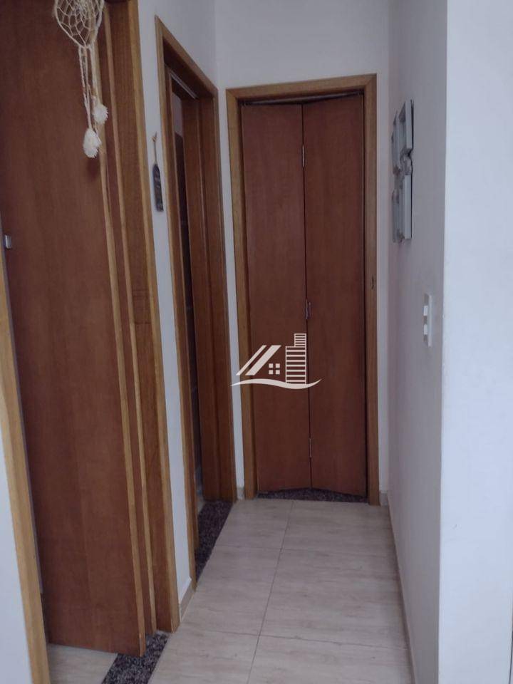 Apartamento à venda com 2 quartos, 62m² - Foto 12