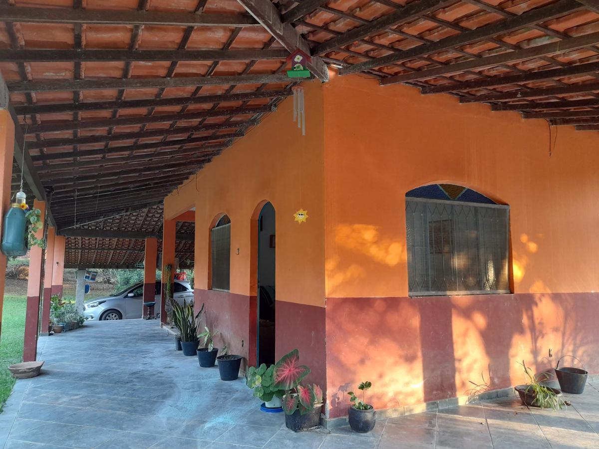 Chácara à venda com 2 quartos, 4000m² - Foto 2