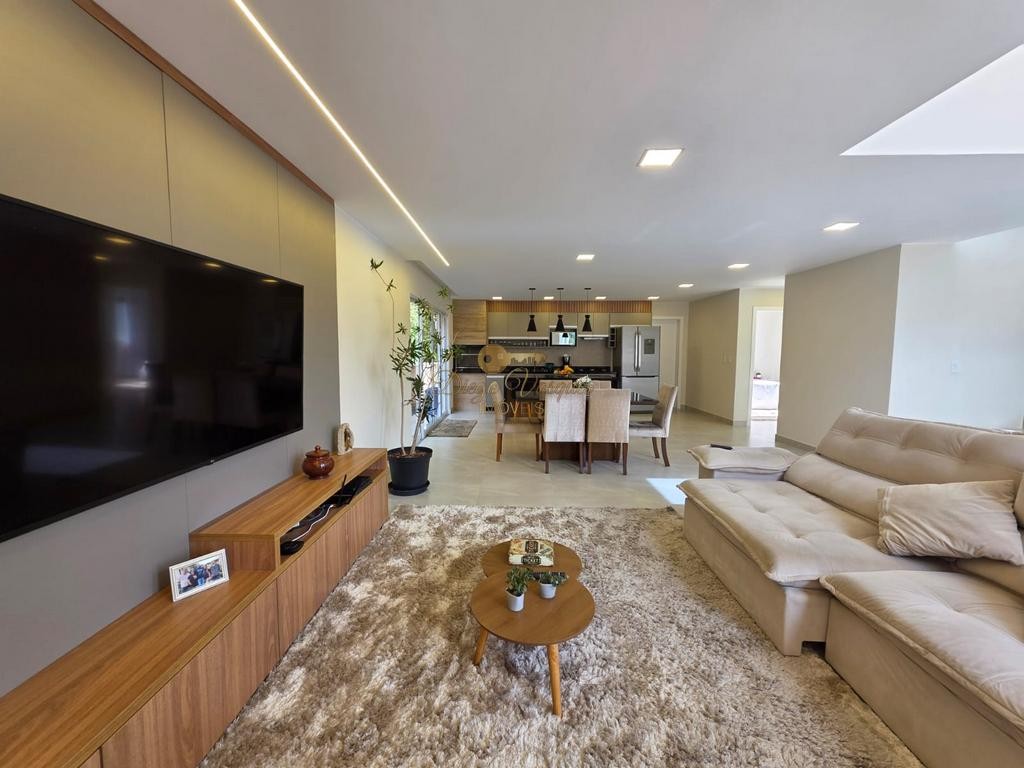 Casa de Condomínio à venda com 3 quartos, 600m² - Foto 6