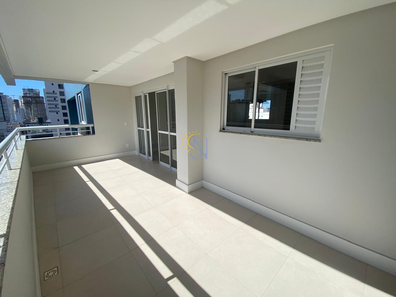 Apartamento para alugar com 3 quartos, 116m² - Foto 1