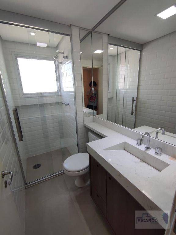 Apartamento para alugar com 3 quartos, 116m² - Foto 9