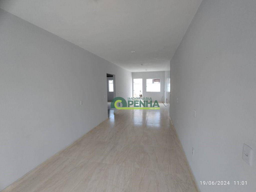 Casa à venda com 2 quartos, 72m² - Foto 5