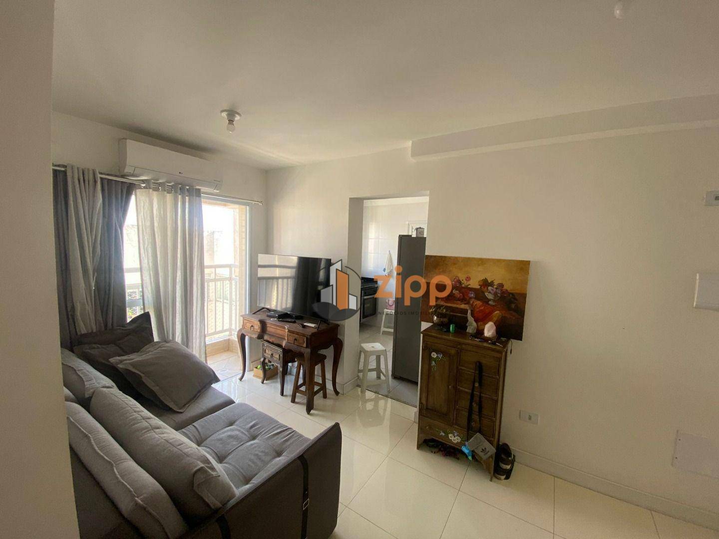 Apartamento à venda com 2 quartos, 56m² - Foto 1