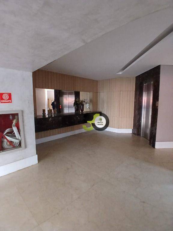 Apartamento à venda com 3 quartos, 110m² - Foto 4