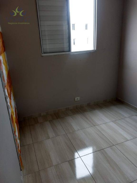 Apartamento à venda com 2 quartos, 45m² - Foto 15