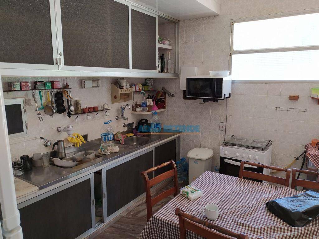 Casa à venda com 8 quartos, 450m² - Foto 20