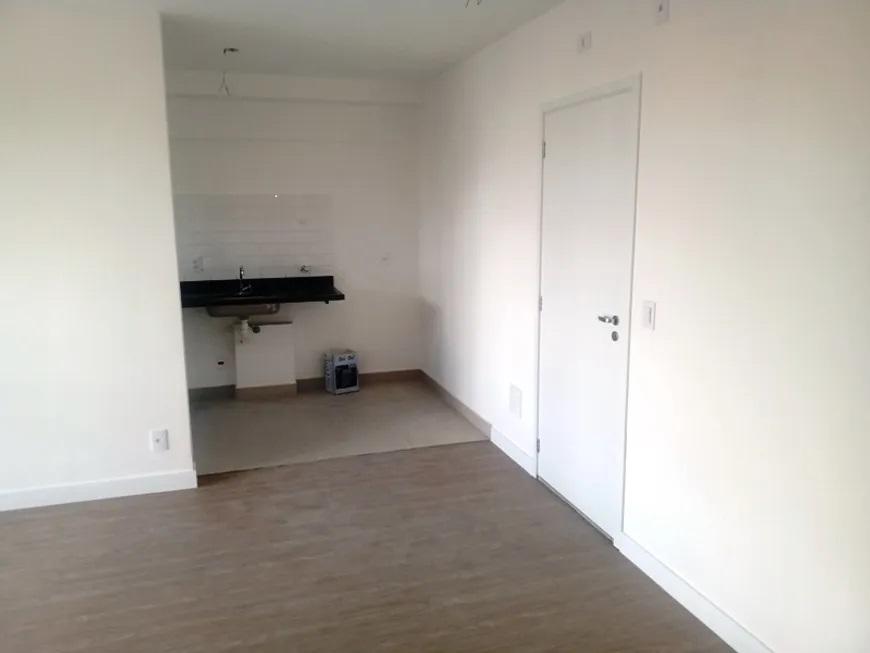 Apartamento à venda com 2 quartos, 60m² - Foto 4