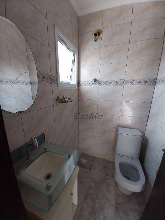 Sobrado à venda com 3 quartos, 200m² - Foto 18