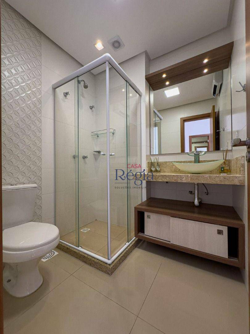 Apartamento à venda com 2 quartos, 75m² - Foto 17