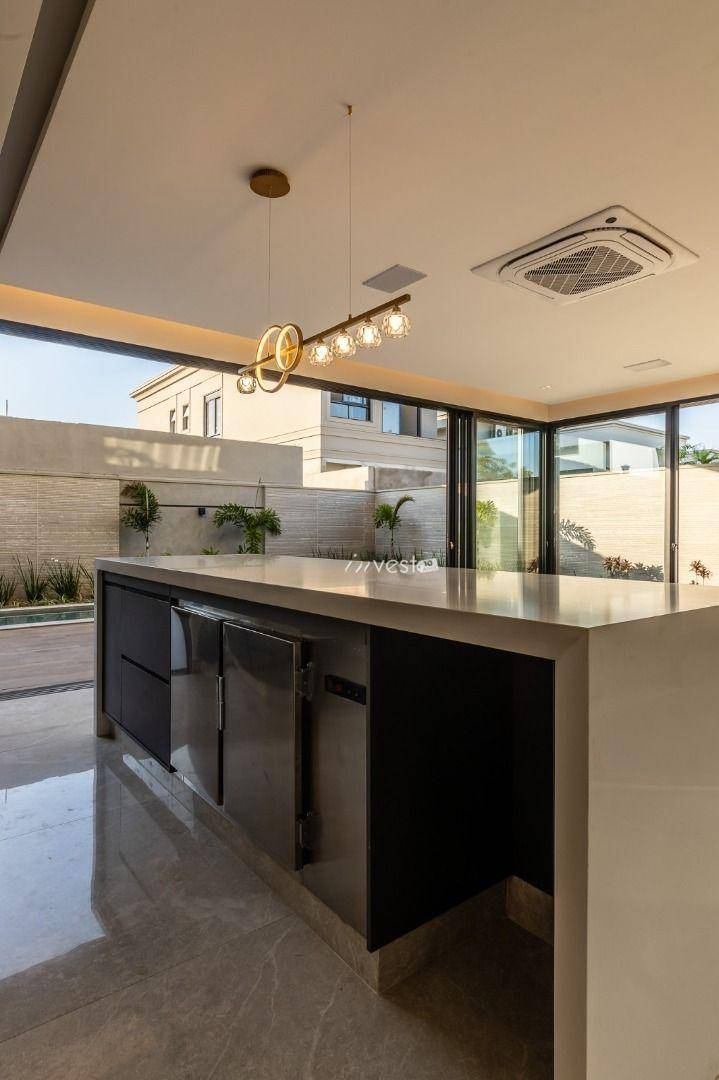 Casa à venda com 4 quartos, 395m² - Foto 11