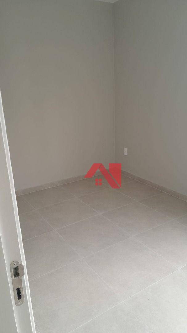 Apartamento para alugar com 2 quartos, 55m² - Foto 4