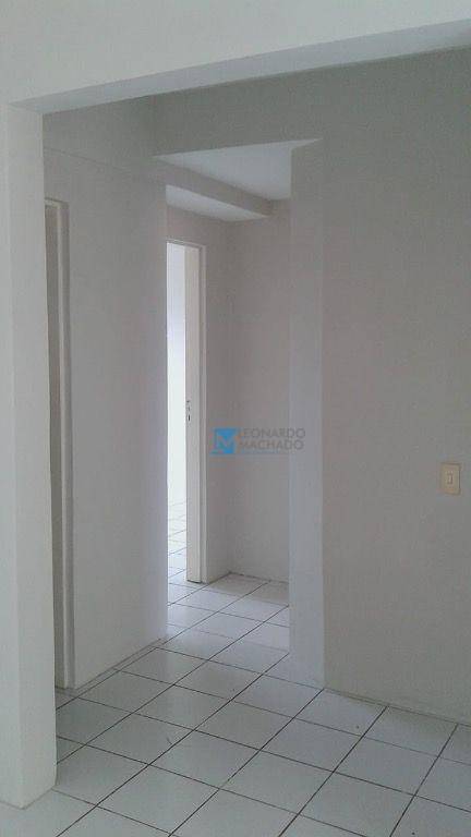 Apartamento à venda com 2 quartos, 60m² - Foto 5