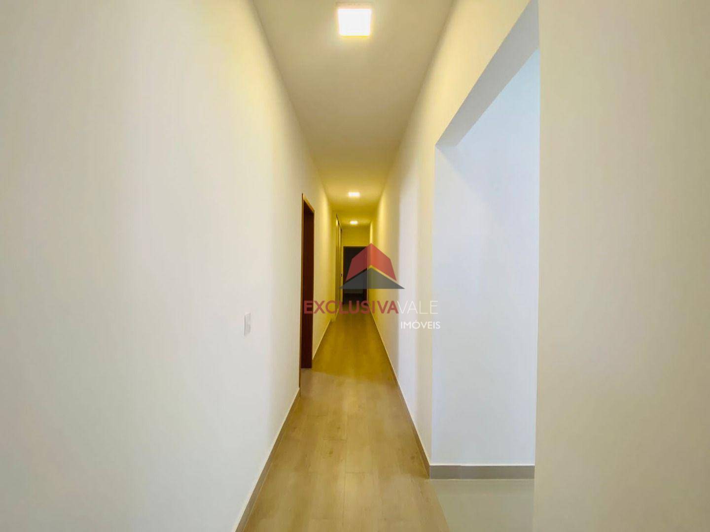 Casa de Condomínio à venda com 4 quartos, 330m² - Foto 18