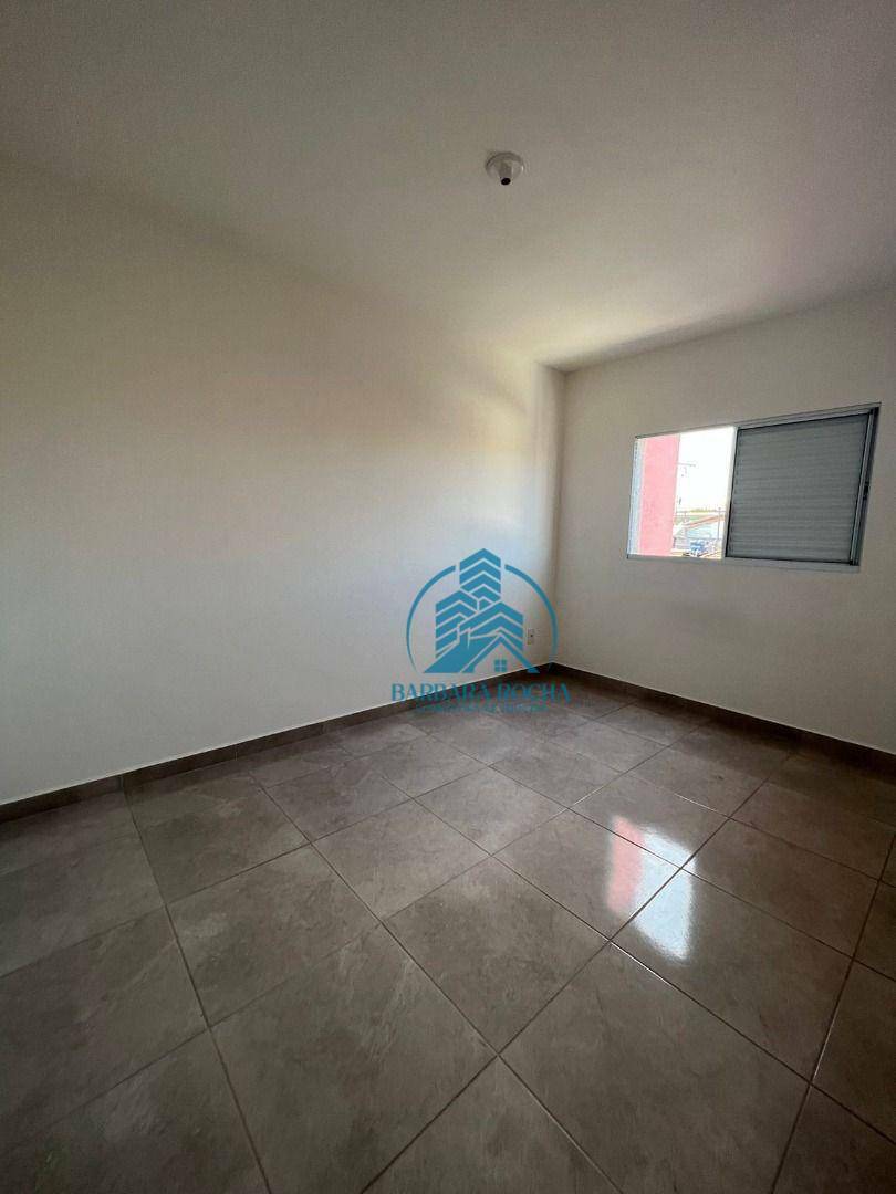 Apartamento à venda com 2 quartos, 43m² - Foto 6