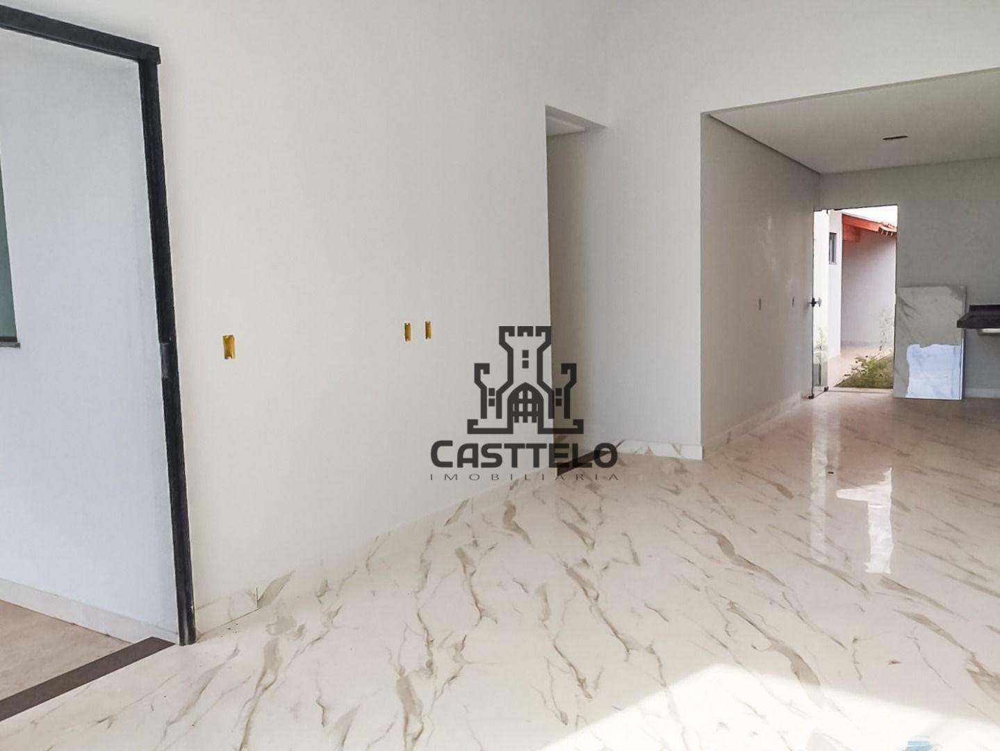 Casa à venda com 3 quartos, 98m² - Foto 5