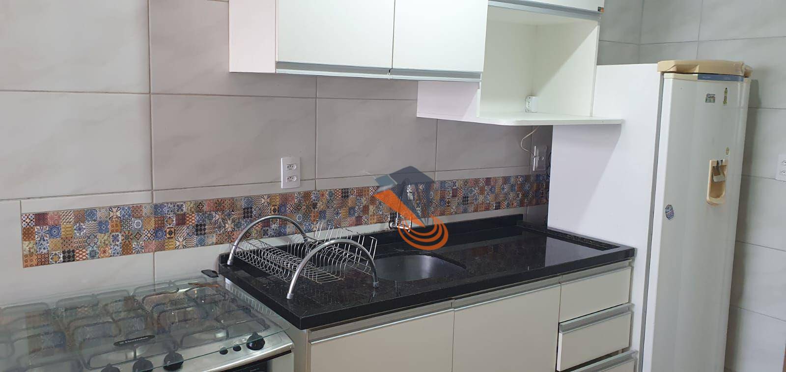 Apartamento à venda com 3 quartos, 86m² - Foto 3