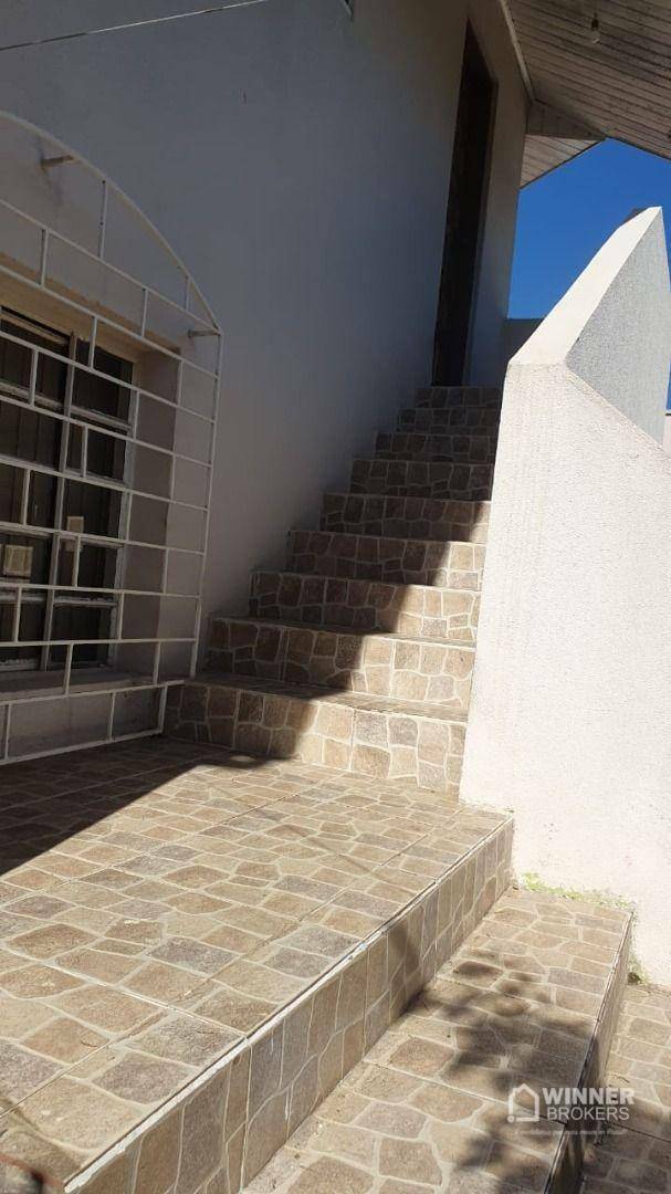 Casa à venda com 5 quartos, 257m² - Foto 11