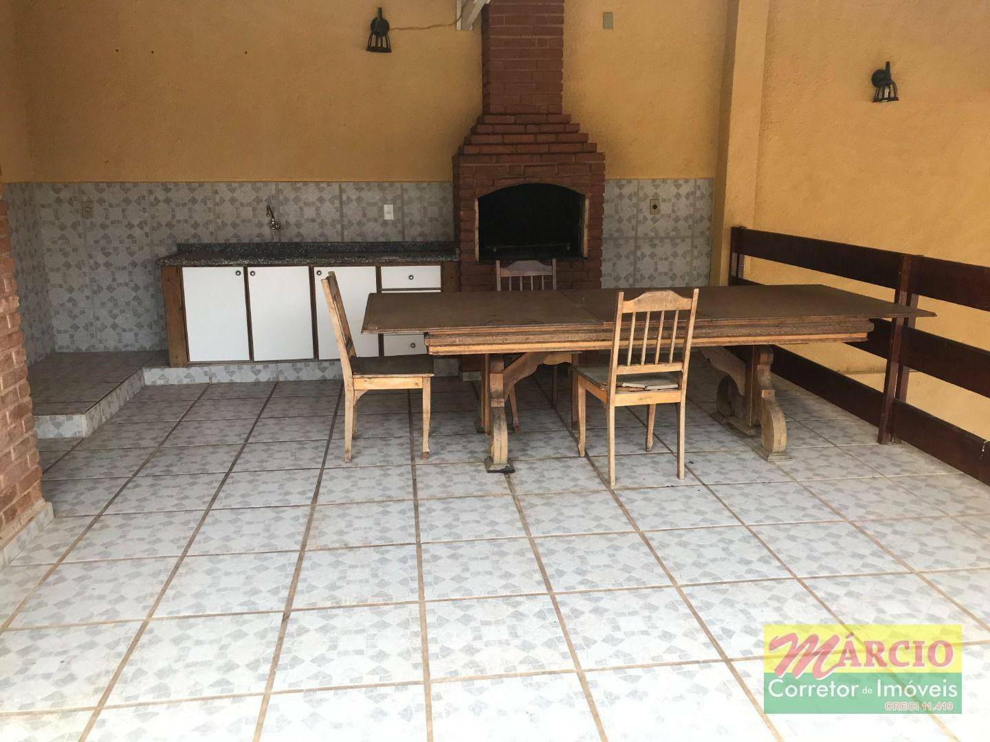 Casa à venda e aluguel com 3 quartos, 500m² - Foto 25