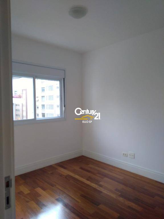 Apartamento para alugar com 3 quartos, 190m² - Foto 14