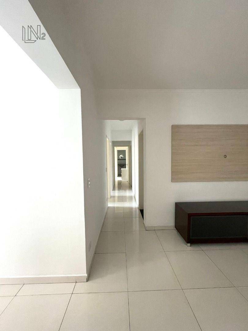 Apartamento à venda com 3 quartos, 131m² - Foto 5