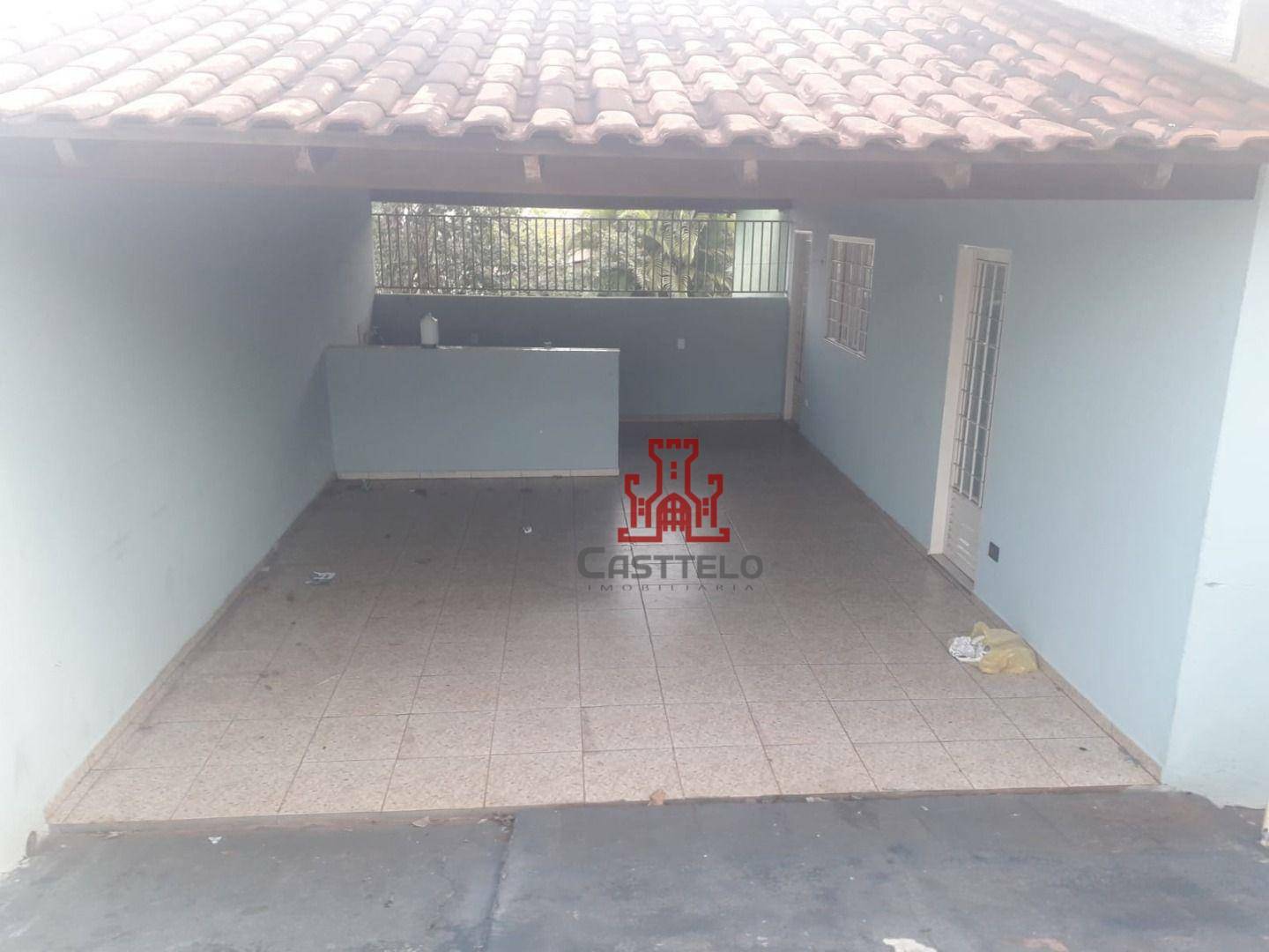 Casa à venda com 2 quartos, 67m² - Foto 3