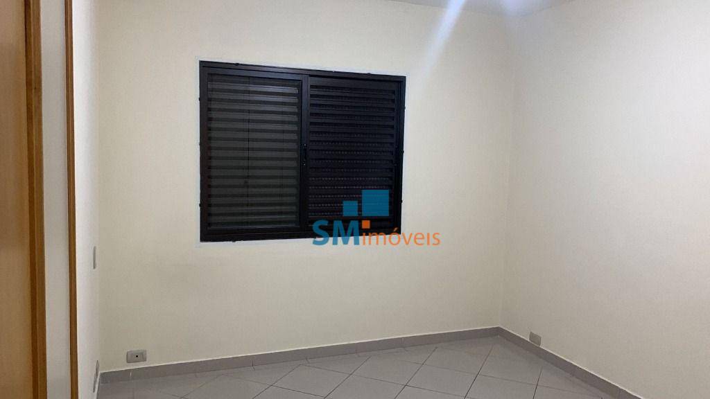 Sobrado à venda e aluguel com 3 quartos, 150m² - Foto 5