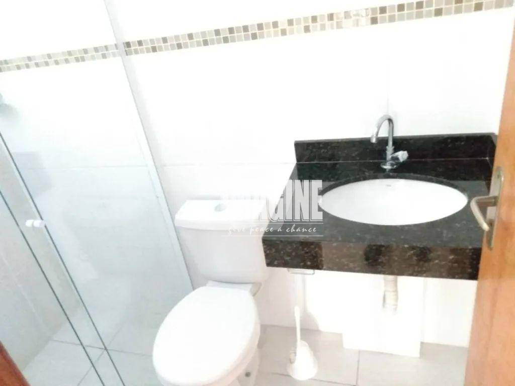 Sobrado à venda com 3 quartos, 91m² - Foto 12