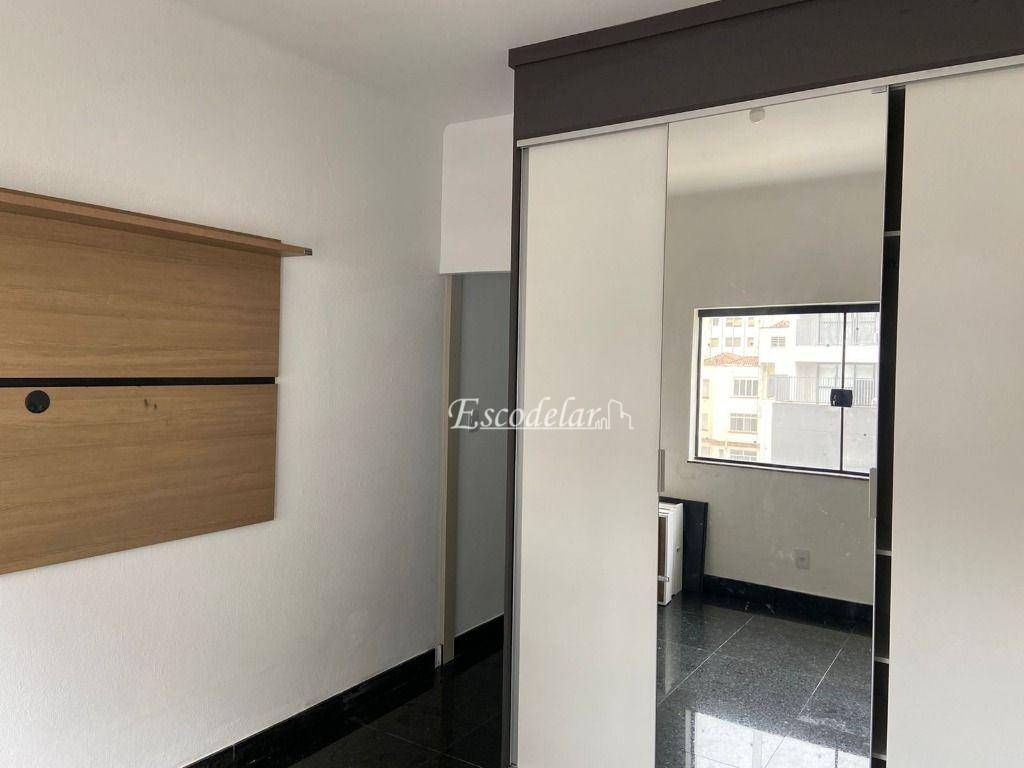 Apartamento à venda com 1 quarto, 40m² - Foto 2