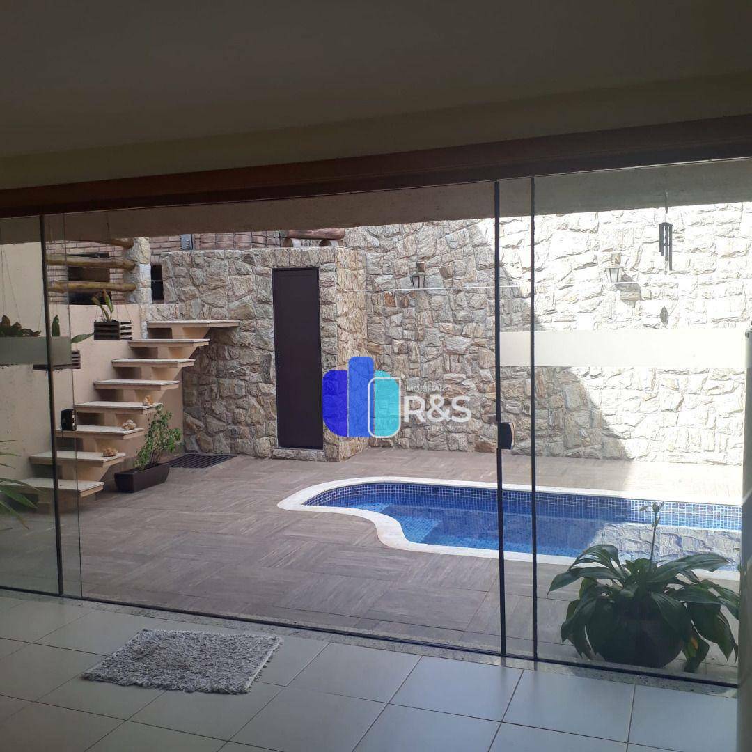 Casa de Condomínio à venda com 3 quartos, 205m² - Foto 5