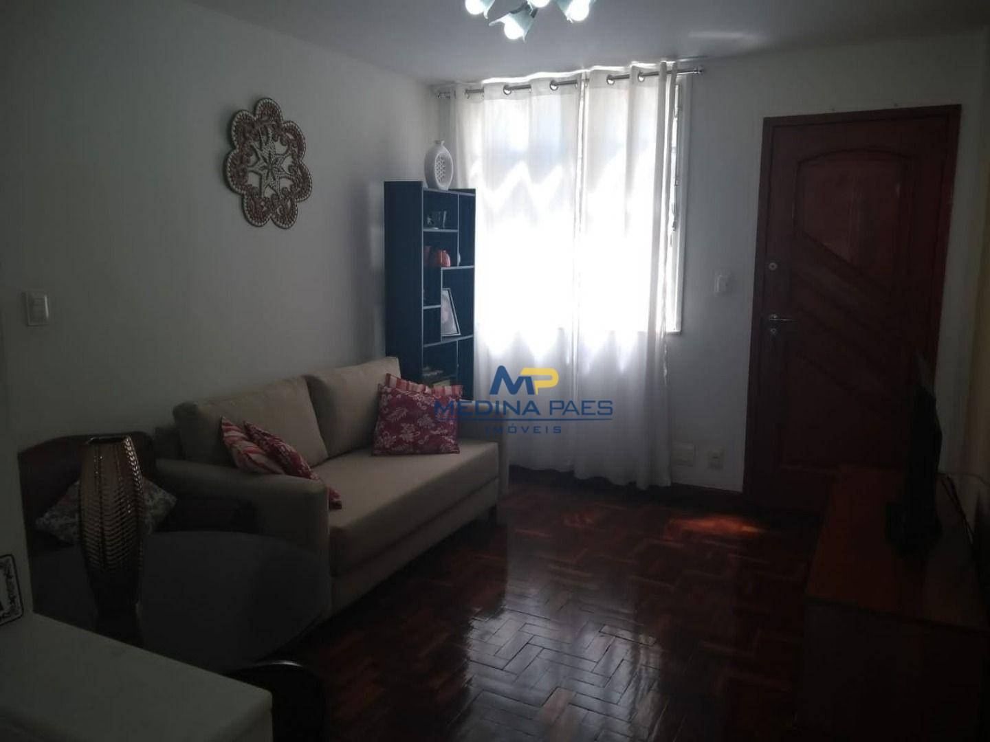 Apartamento à venda com 2 quartos, 60m² - Foto 2