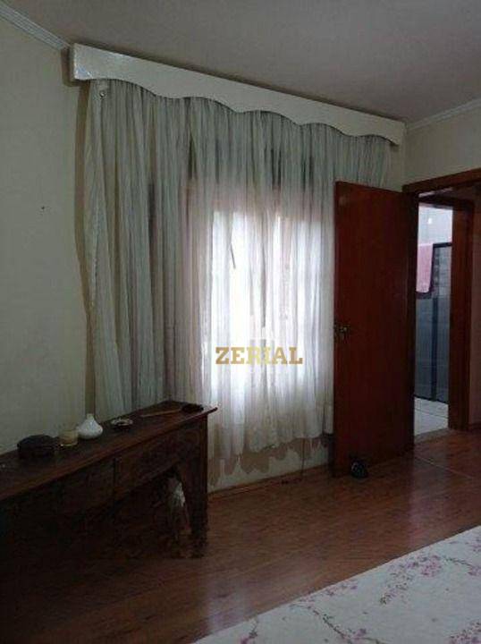 Sobrado à venda com 3 quartos, 309m² - Foto 4