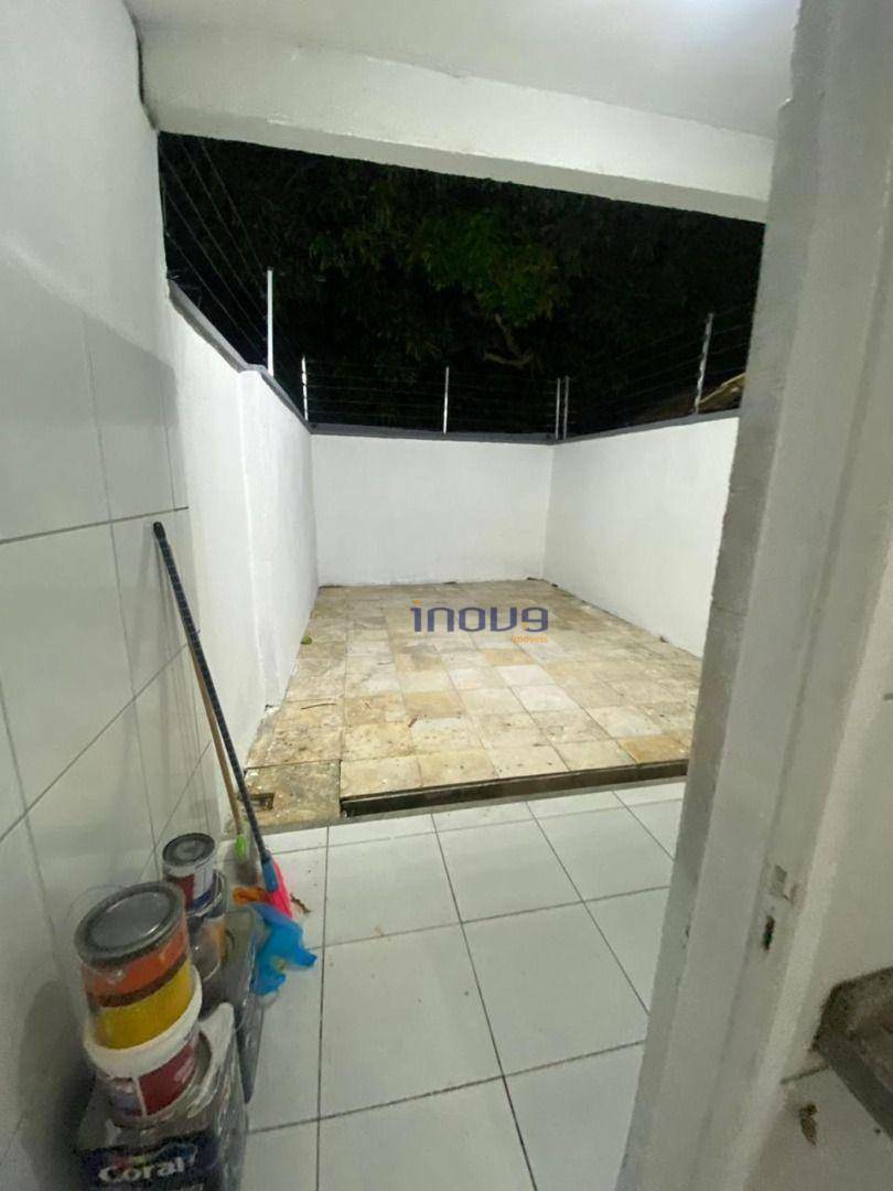 Casa à venda com 3 quartos, 100m² - Foto 20