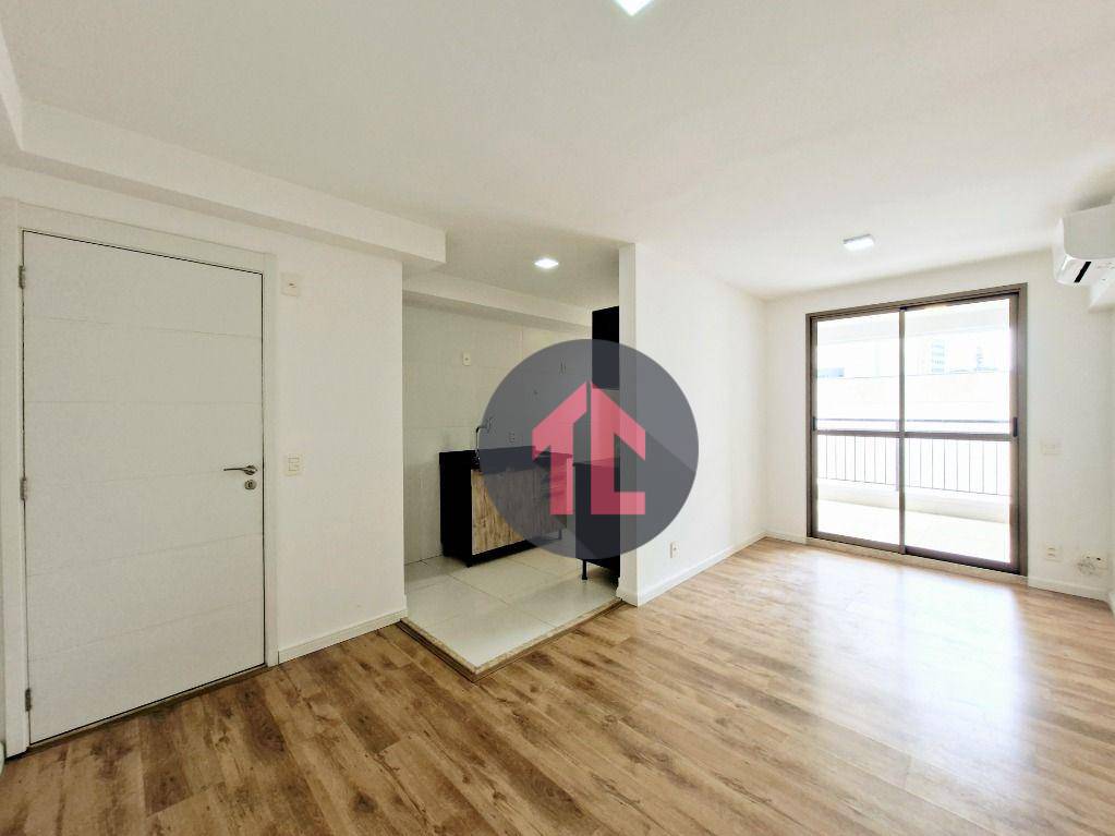 Apartamento para alugar com 3 quartos, 75m² - Foto 1