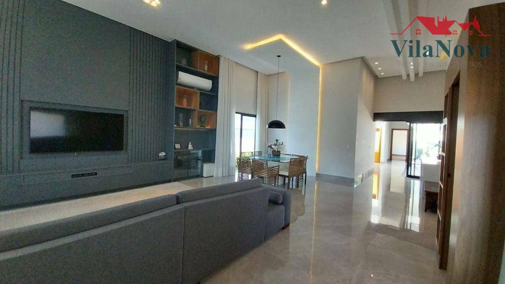 Casa à venda com 3 quartos, 250m² - Foto 2