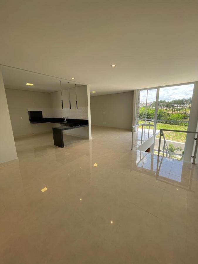 Sobrado à venda com 3 quartos, 213m² - Foto 3