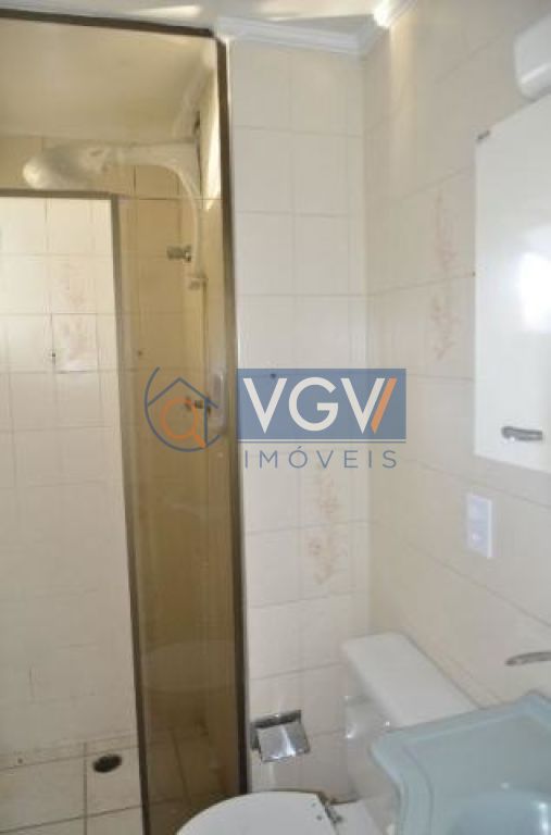 Apartamento à venda com 2 quartos, 64m² - Foto 10